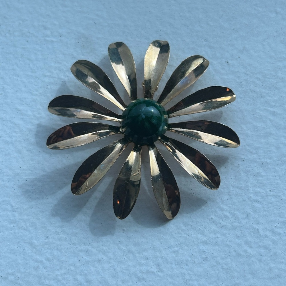 Vintage Floral (Daisy) Brooch